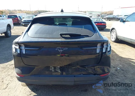 2021 Ford Mustang Mach-E Select z USA, uszkodzony, nr VIN 3FMTK1RMXMMA35520